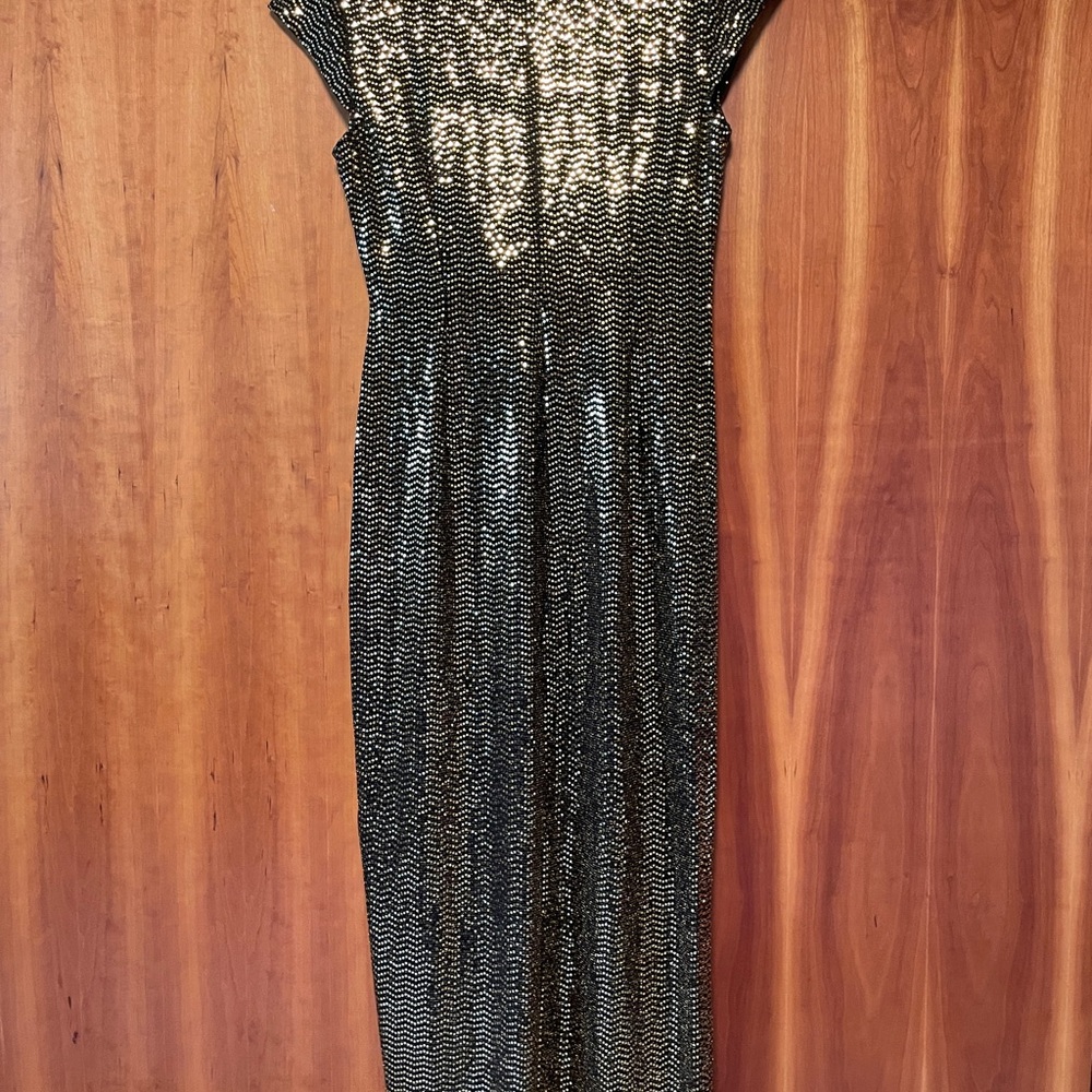 Shimmery Gold & Black Party Dress - Picture 3 of 4